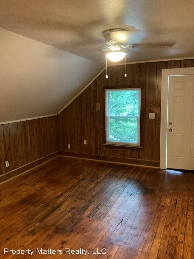 Building Photo - 3 br, 2 bath House - 1006 W. Second Avenue