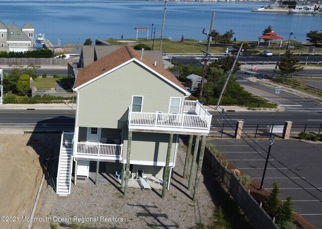 Building Photo - 476 NJ-35