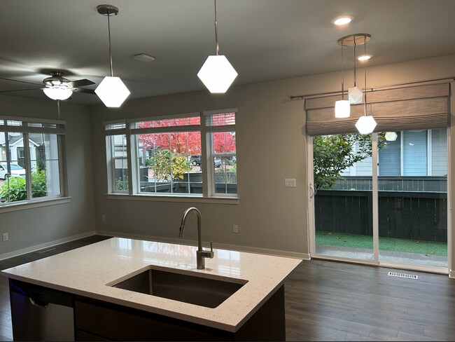 Vista al patio - 6507 SE Genrosa St