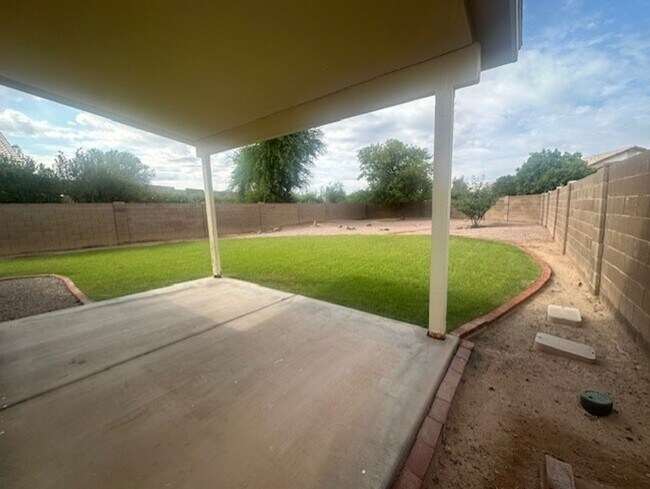 Building Photo - GREAT GILBERT LOCATION, COOPER AND CHANDLER