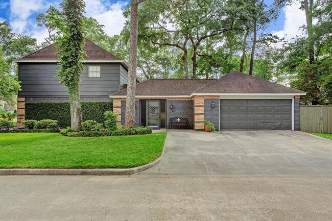 Building Photo - 1802 Corral Dr