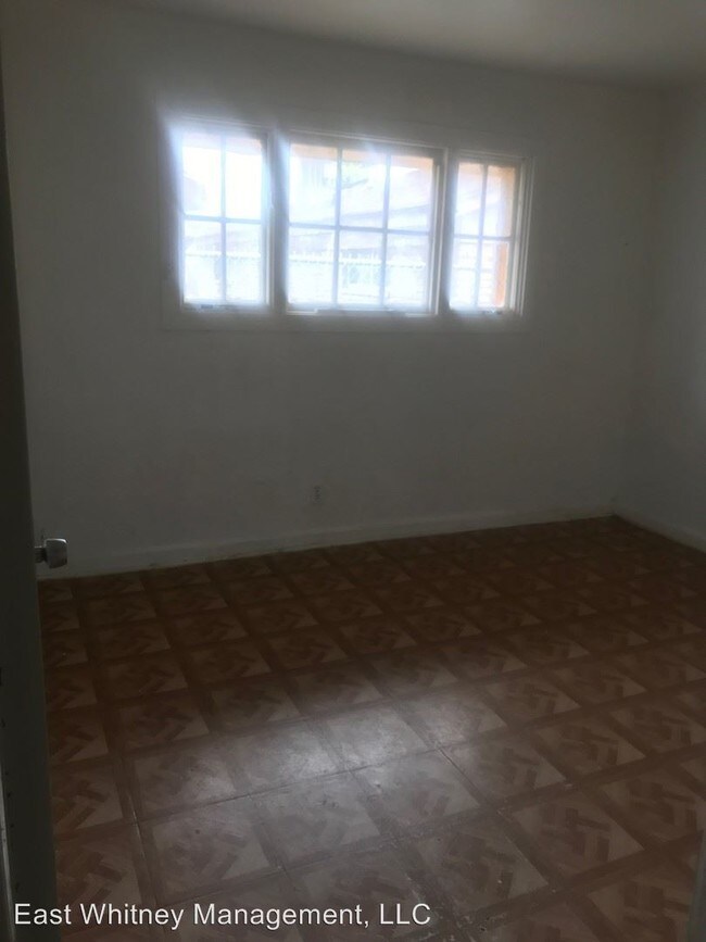 Building Photo - 8122 Autumn Ln