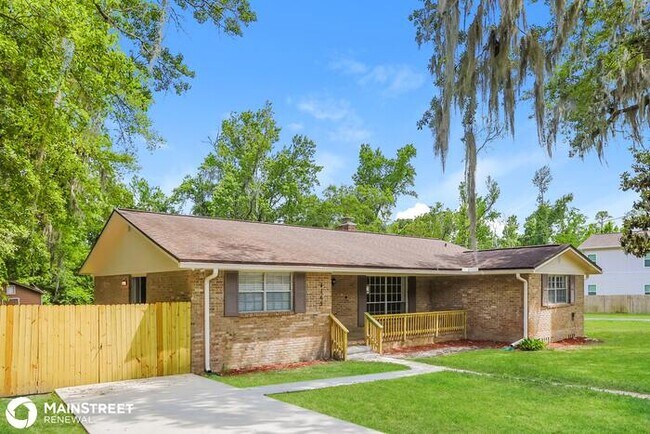 Foto del edificio - 4165 PINE RD, ORANGE PARK, FL 32065