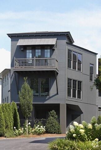 Building Photo - 2183B Niles Place NE