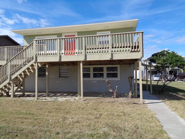 Foto del edificio - Nice updated unit on the north end of the Island