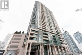 Building Photo - 208 Enfield Pl