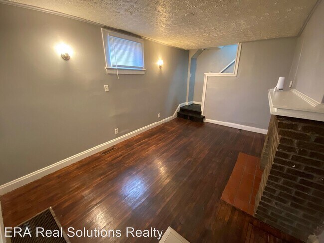 Building Photo - 3 br, 1 bath House - 1565 Duxberry Avenue