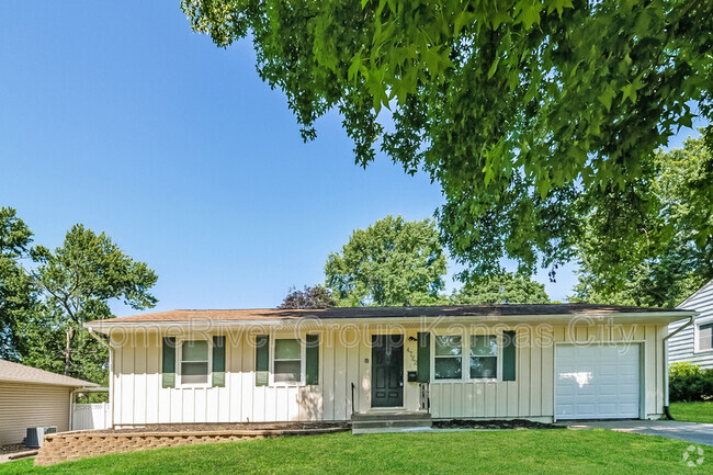 Building Photo - 4722 Overton Ave