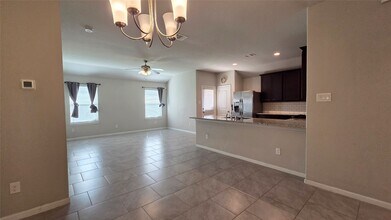 Building Photo - 8023 Ecru Ln
