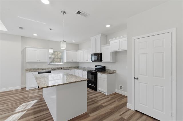 Foto del edificio - 3304 Langford St