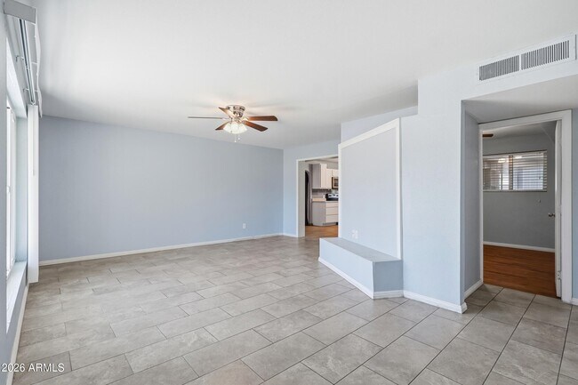 Foto del edificio - 12216 N 107th Ave