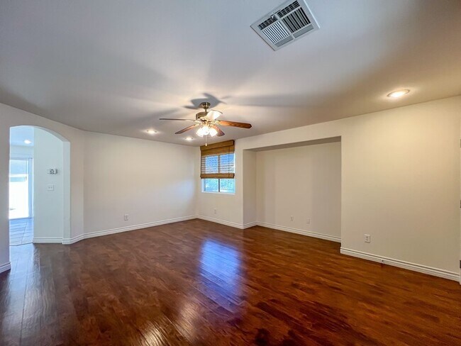 Foto del edificio - 1995 Sundown Canyon Dr - Upgraded Two Stor...