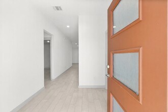 Building Photo - 13513 Bonita Is Wy