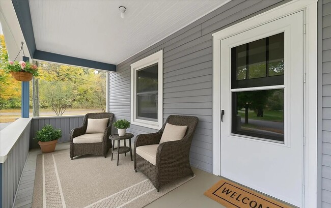 Photo - 754 Princeton Ave House