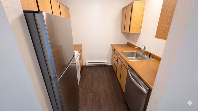Building Photo - 9765 SW Lookout Terrace