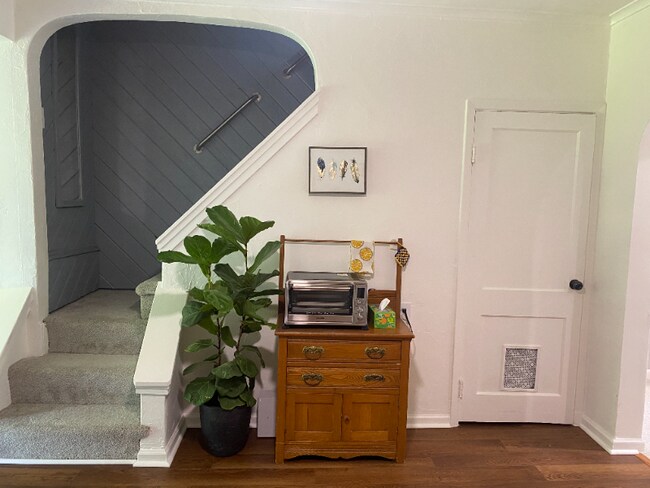 Building Photo - 4300 Bristol St