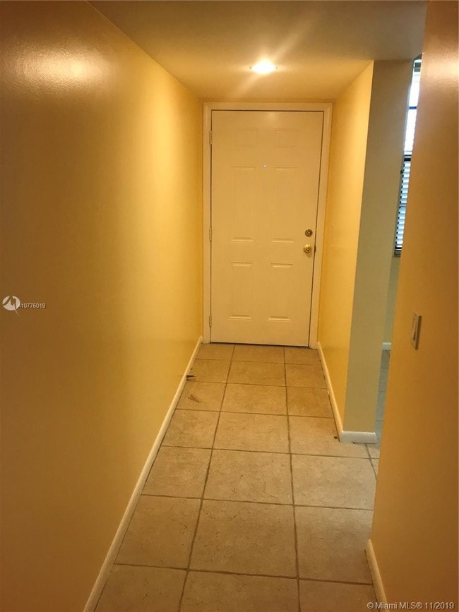 Building Photo - 3826 Whitehall Dr