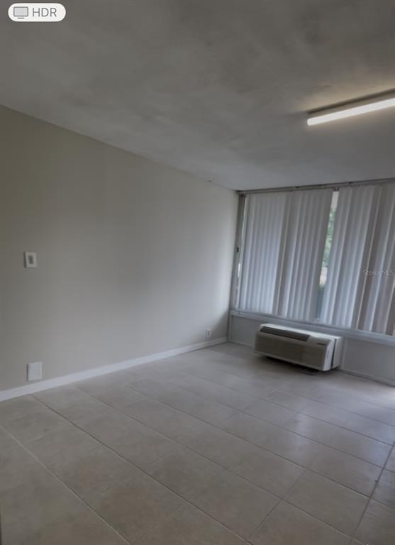 Foto del edificio - 7900 S Orange Blossom Trail