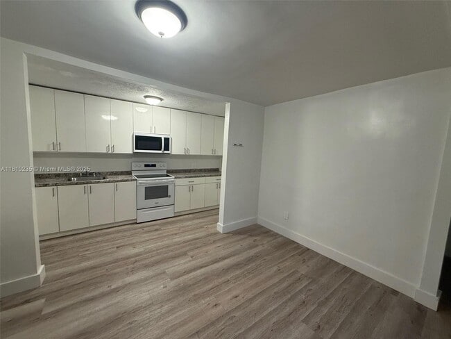 Foto del edificio - 2962 NW 46th St