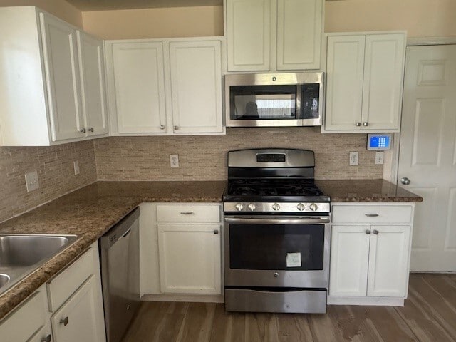 Building Photo - 2430 Glenholly Park Dr