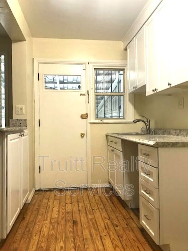 Foto del edificio - 534 Oklahoma Ave NE