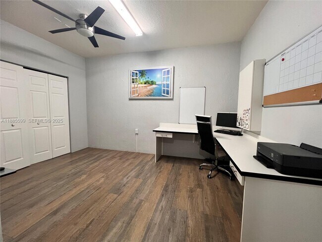 Foto del edificio - 159 SE 34th Ave