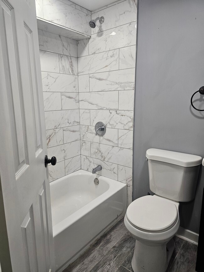 Building Photo - 657 Blue Ridge Ave