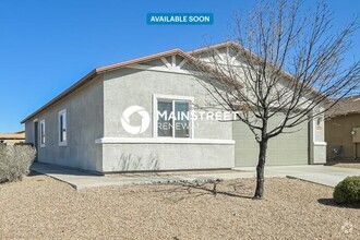 Building Photo - 5011 E Fishhook Ct