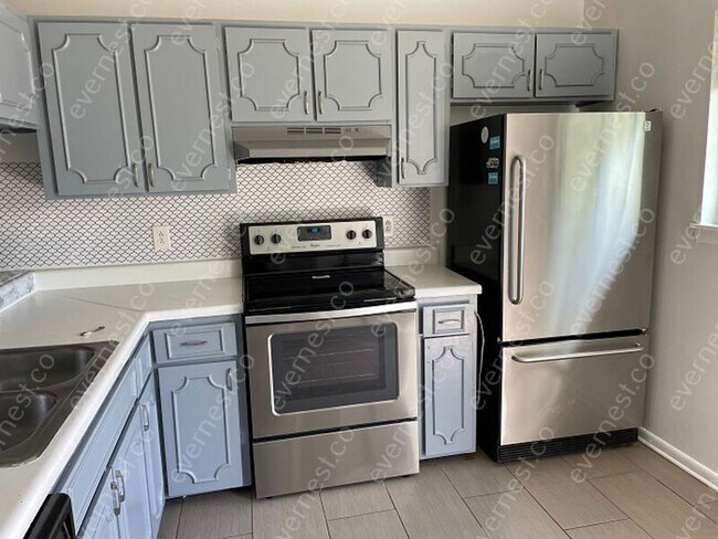 Foto del edificio - 1509 Meadow Bend Dr