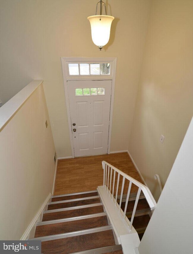 Foto del edificio - 8615 Dellway Ln