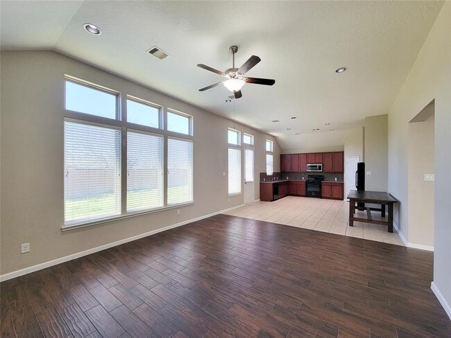 Building Photo - 3007 Meadow Prairie St