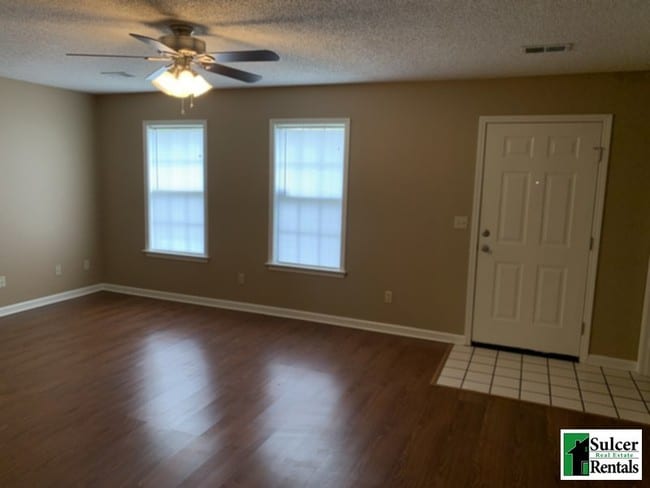 Building Photo - 2014 Fox Meadow Ln