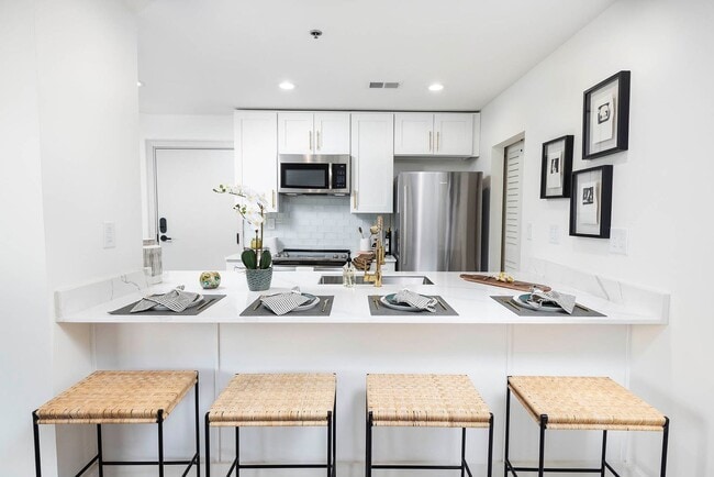 Interior Photo - Ilion