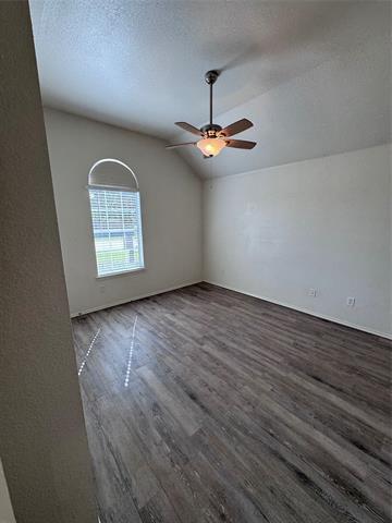 Building Photo - 2110 Fresia Ln