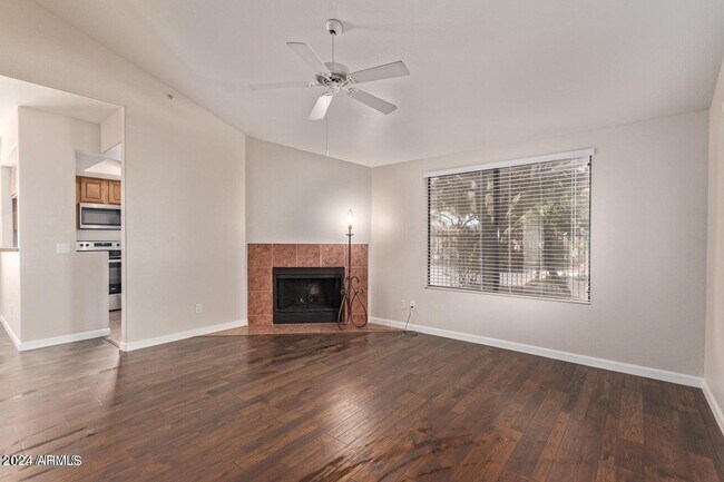 Building Photo - 7008 E Gold Dust Ave
