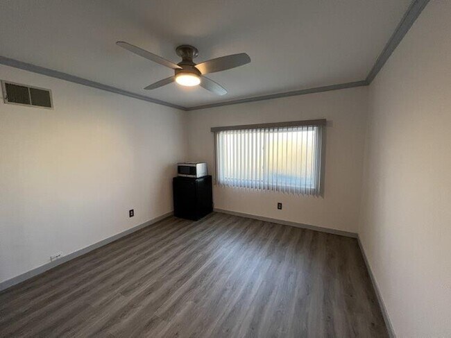 Foto del edificio - 149 Glenwood Ave