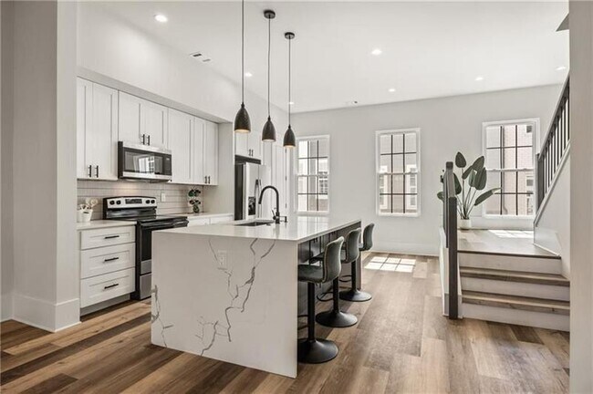 Foto del edificio - 3165 Dogwood Dr