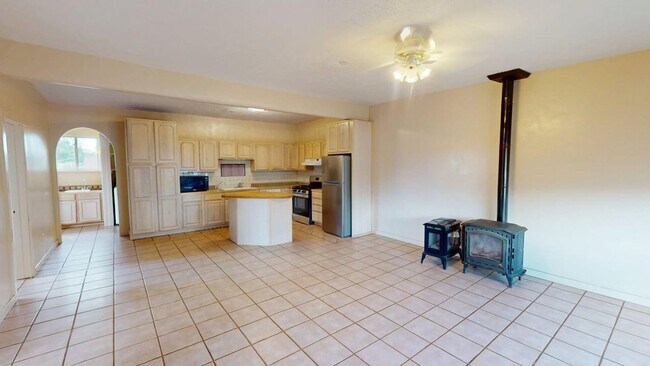 Foto del edificio - Light and bright 2 bedroom central location