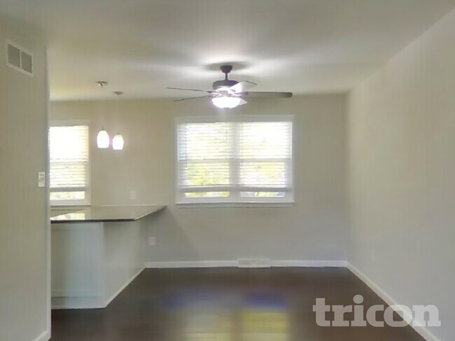 Foto del edificio - 3 Meadow Glen Rd