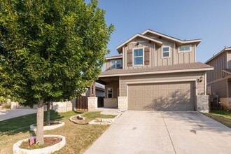 Building Photo - 280 La Dera Dr