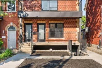 Building Photo - 131 Dovercourt Rd