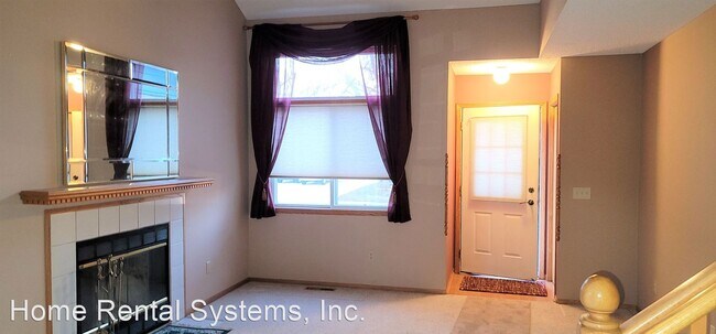 Building Photo - 4867 Helena Ln N