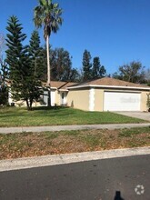 Building Photo - 2726 Knoll St E