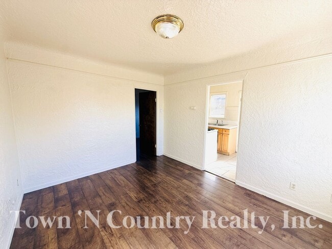 Building Photo - 508 West St