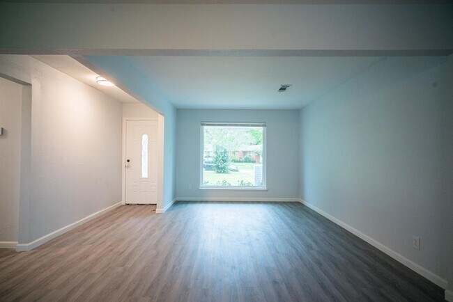 Foto del edificio - 10302 Woodwick St