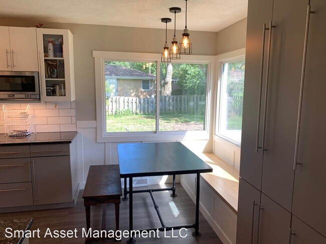 Foto del edificio - 3 br, 2 bath House - 4650 N 110th St.