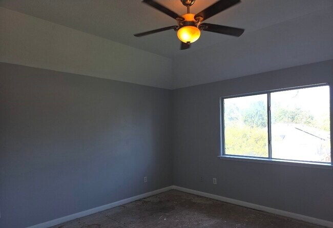 Foto del edificio - 6606 Highwind Bend Ln