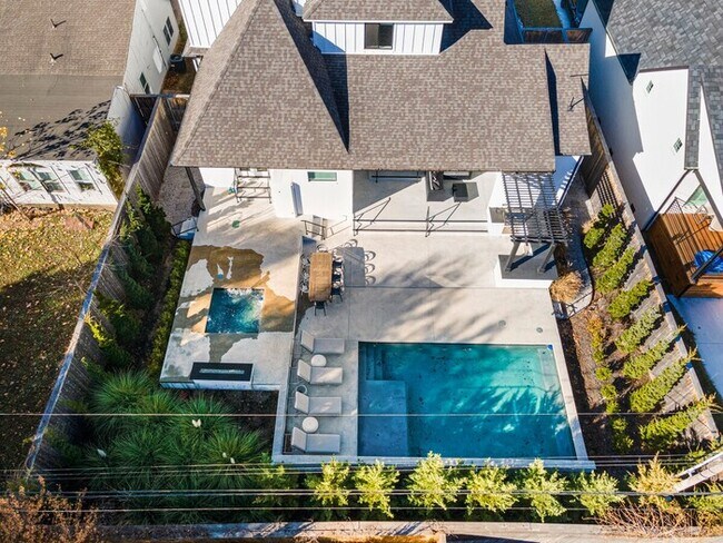 Foto del edificio - Gathering Place Luxury-Pool/Spa/OutdoorKit...