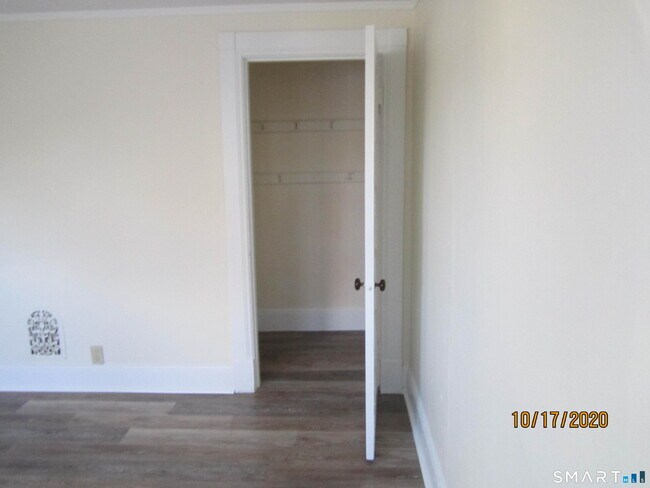 Foto del edificio - 1085 Broad St