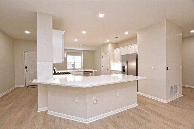 Foto del edificio - 405 Dawson Trail